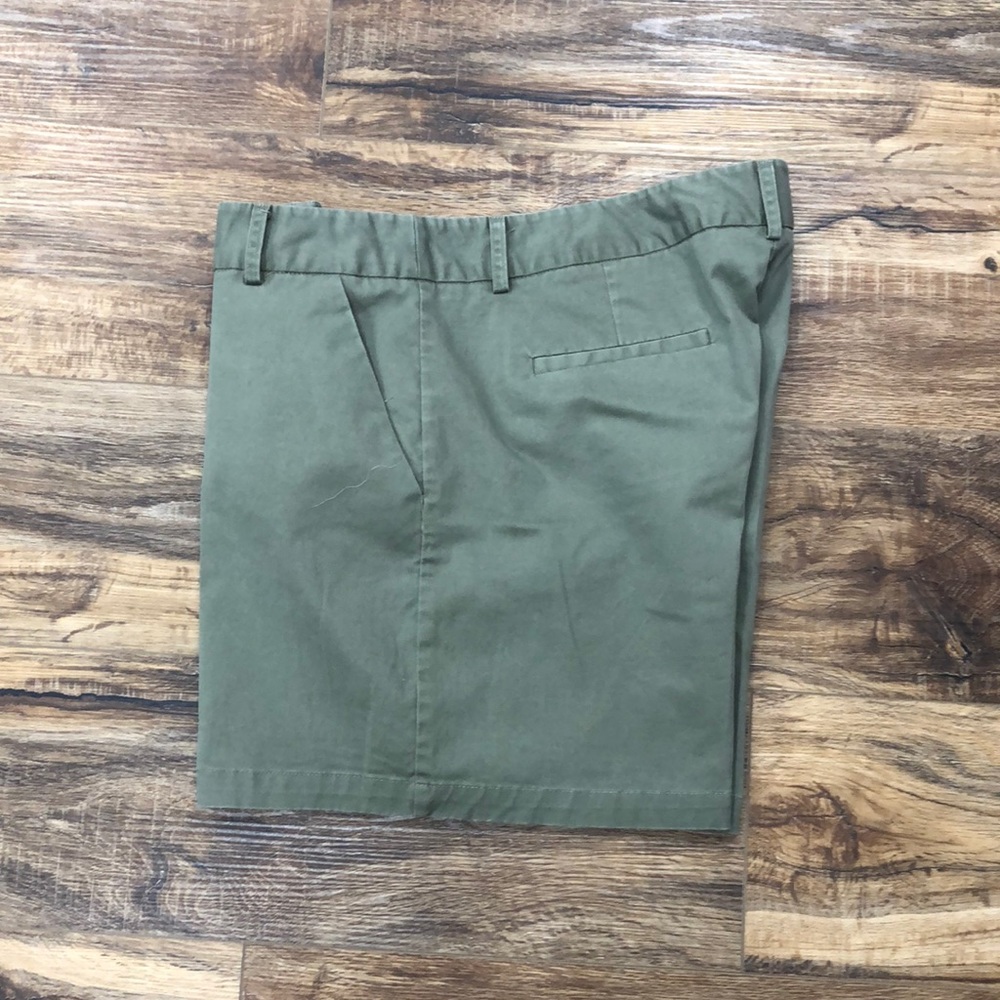 5/$25 New Directions Olive Green Women's Shorts